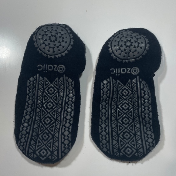 Ozaiic Yoga Socks (2 pairs) - Picture 3 of 5